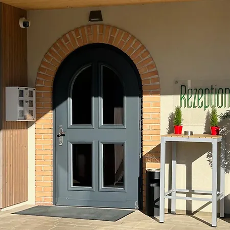 Aparthotel Bad Radkersburg شقة فندقية 4*